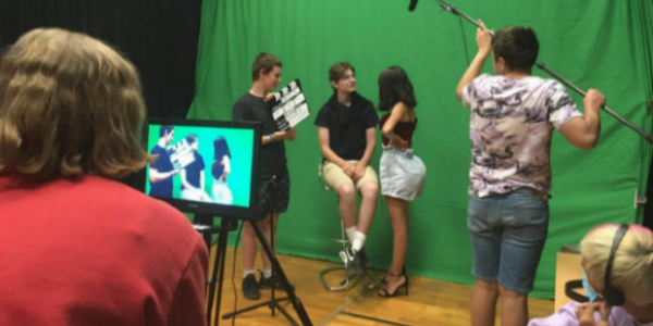 Silence on tourne