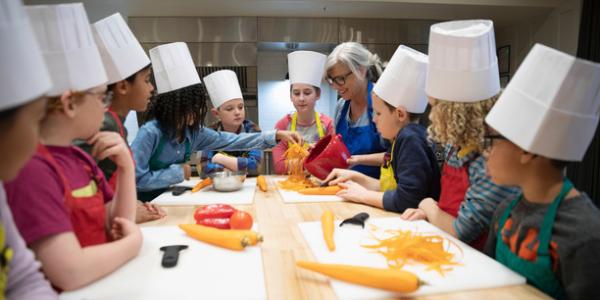 atelier-cuisine-2-6a4d05ac4bfe5657844661.jpg